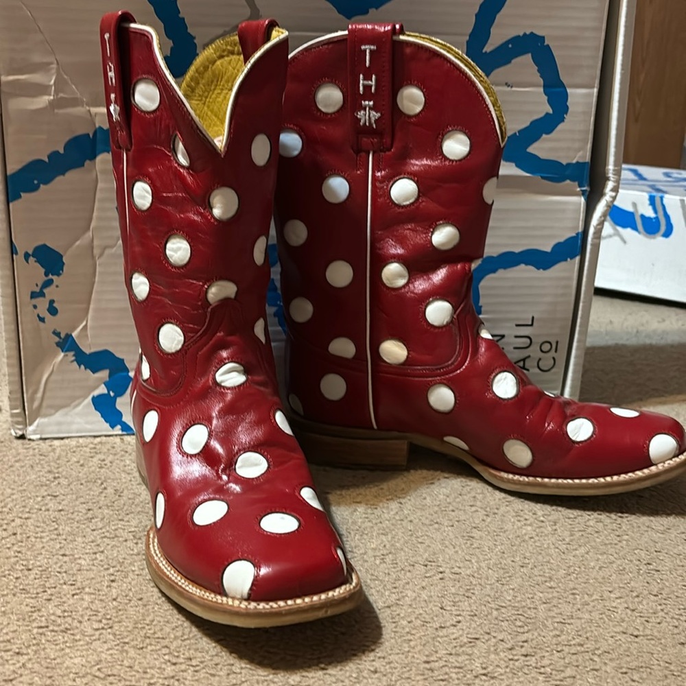 🔴 TIN HAUL BOOTS ⚪️